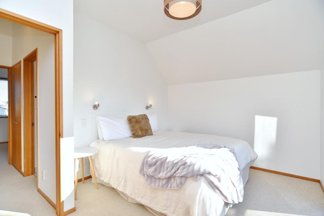 Bristol St - Christchurch Holiday Homes Buitenkant foto